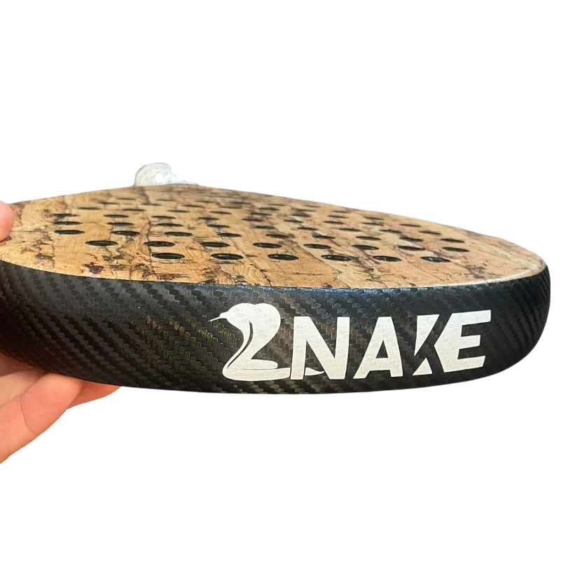 protecteur-znake-carbon-3k Protecteur Znake Carbon 3k noir pour raquette de padel avec adhérence renforcée et protection durable contre les chocs