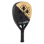 Raquette padel Bullpadel Hack 04 Premier Padel 2025 modèle haut de gamme conçu pour offrir puissance explosive précision et contrôle vue coté
