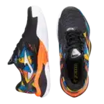 Les chaussures de padel Joma Smash Men W2531C offrent respirabilité, amorti et excellente adhérence.