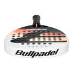 Raquette padel Bullpadel Elite Woman 2026 élégance et performance réunies dans un modèle hybride parfaitement équilibré vue tête