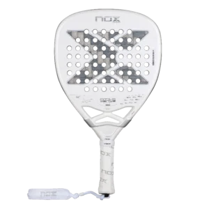 Raquette padel Nox AT10 Genius Attack 12K Alum Xtrem 2026 conçue pour démultiplier le potentiel offensif sur le terrain