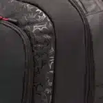 Le sac à dos Head Coello Pro X 30L combine style et fonctionnalité, avec un volume spacieux de 30 litres zoom zip