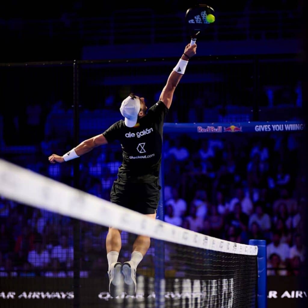 Alejandro Galán en tournoi de padel